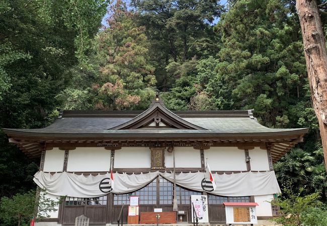 静かな神社