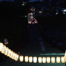 神社の前の猪名川。