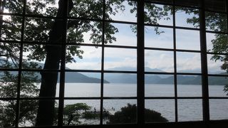 中禅寺湖を眺めながらの別荘気分‼