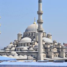 屋上から見たイェ二モスク