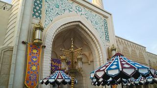 マジックショーが楽しめます。