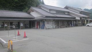 木の香りが心地良い道の駅です