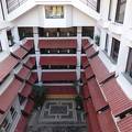 ジョグジャカルタで広大な敷地を持つホテルです