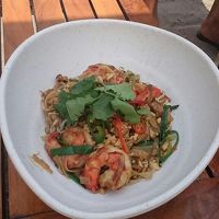 プールサイドで食べたランチ