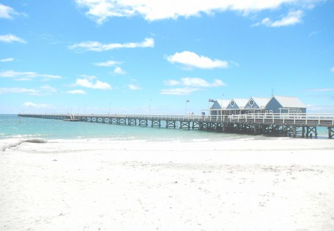 バッセルトン・ビーチフロント