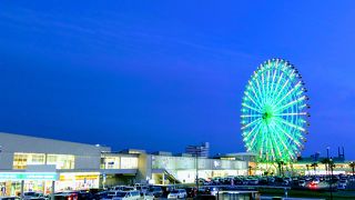 レストランが充実したショッピングモール