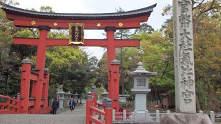 敦賀駅から商店街を通ると近いです。