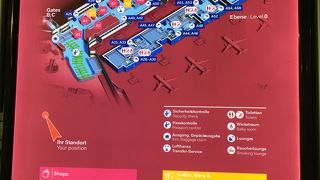 乗り継ぎは簡単だがゲート付近にはラウンジが無い