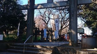 備前の巨石で造られた大鳥居