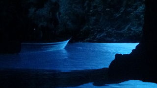 クロアチアの青の洞窟ツァー