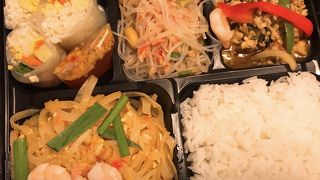 タイ屋台弁当は宝石箱