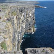 アイルランドでおそらく１、2を争う観光地。