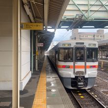 JR熱田駅