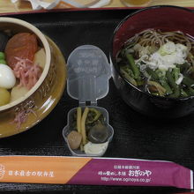 峠の釜めし 山菜小そば定食（1,400円）