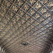 スマホに残っていた写真・天井ですが全て違う顔。