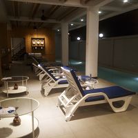 オシャレなプール