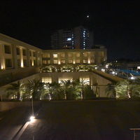 客室からプールを眺める部屋です。