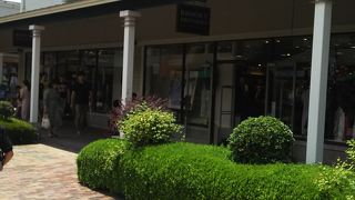 カジュアルにもオフィスにも