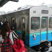 車窓からの景色を楽しむ