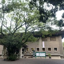 熱田神宮にある宝物館