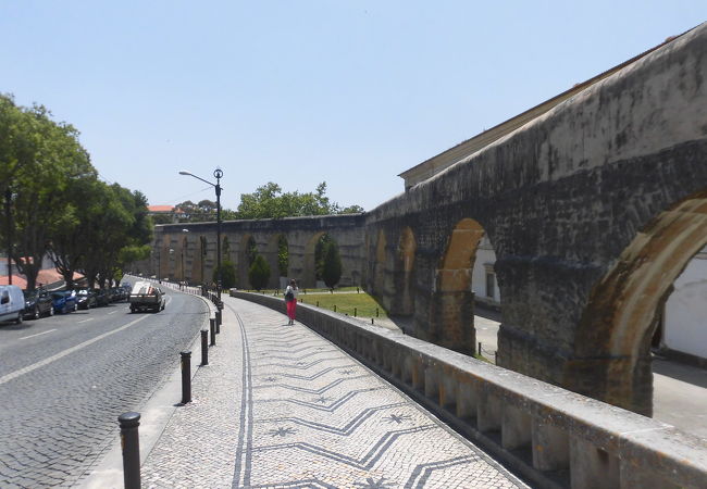 サン セバスティアンの水道橋 