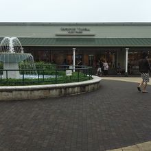 サマンサタバサ