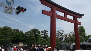鶴岡八幡宮の境内の入口