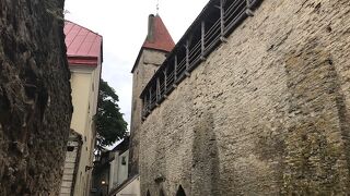 セーターの壁あり