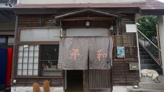 煮干し系の素直なスープと細めのちじれ麺