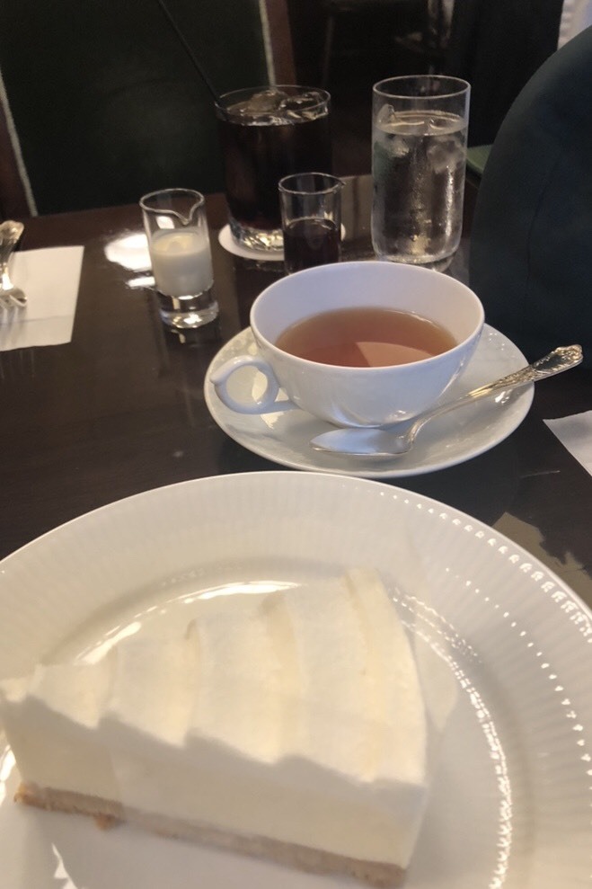 平日は早朝4:30まで営業