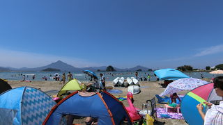 和田高浜の砂浜ビーチです。