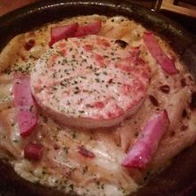 焼きペンネ　￥８８０