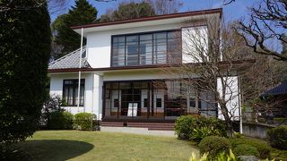 これが建物の特徴といった定まったアングルがなくて