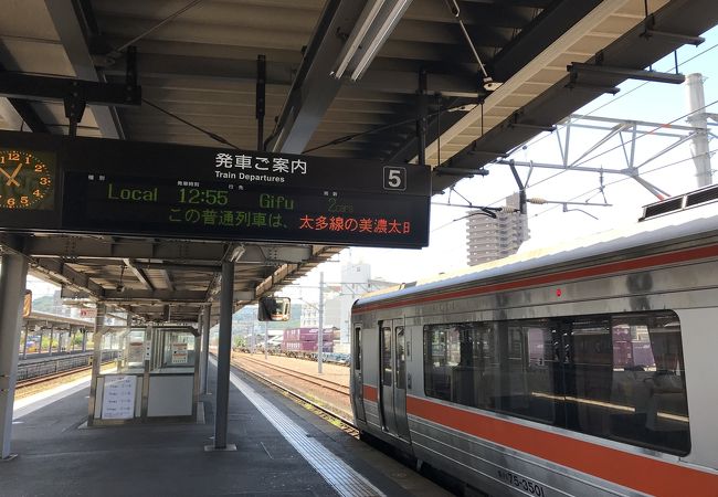 中央本線多治見駅：太多線へ