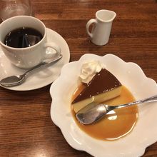 プリンとコーヒー
