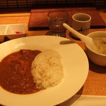 牛タンキーマカレー