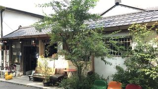 個性的なカフェ