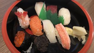 団体客が入れるお寿司やさん