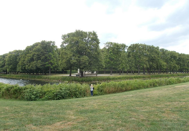 旧市街地から北西の方向です。離れています。