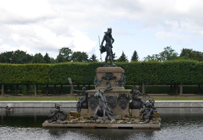 大宮殿前の噴水