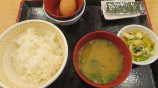 朝定食を食べました