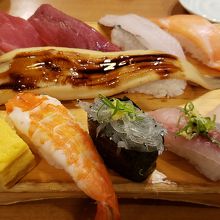 味噌汁、茶わん蒸しのセットです