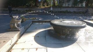 のんびりとした感じの噴水