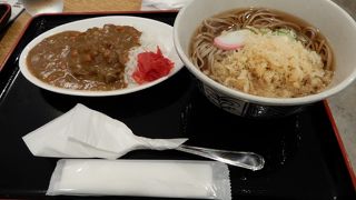 東室蘭の駅前食堂