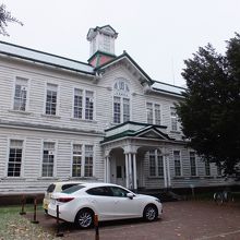 札幌時計台に似てる。