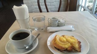 開港資料館の入り口のカフェ