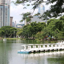 平日はボート乗客は少ない