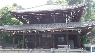 重厚感のあるお堂