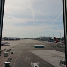 行きのヘルシンキ空港