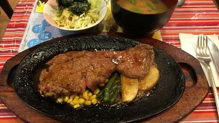 レストラン ワールド